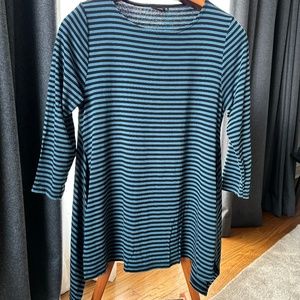 Lisa Bayne blue green teal black stripe top tunic size small